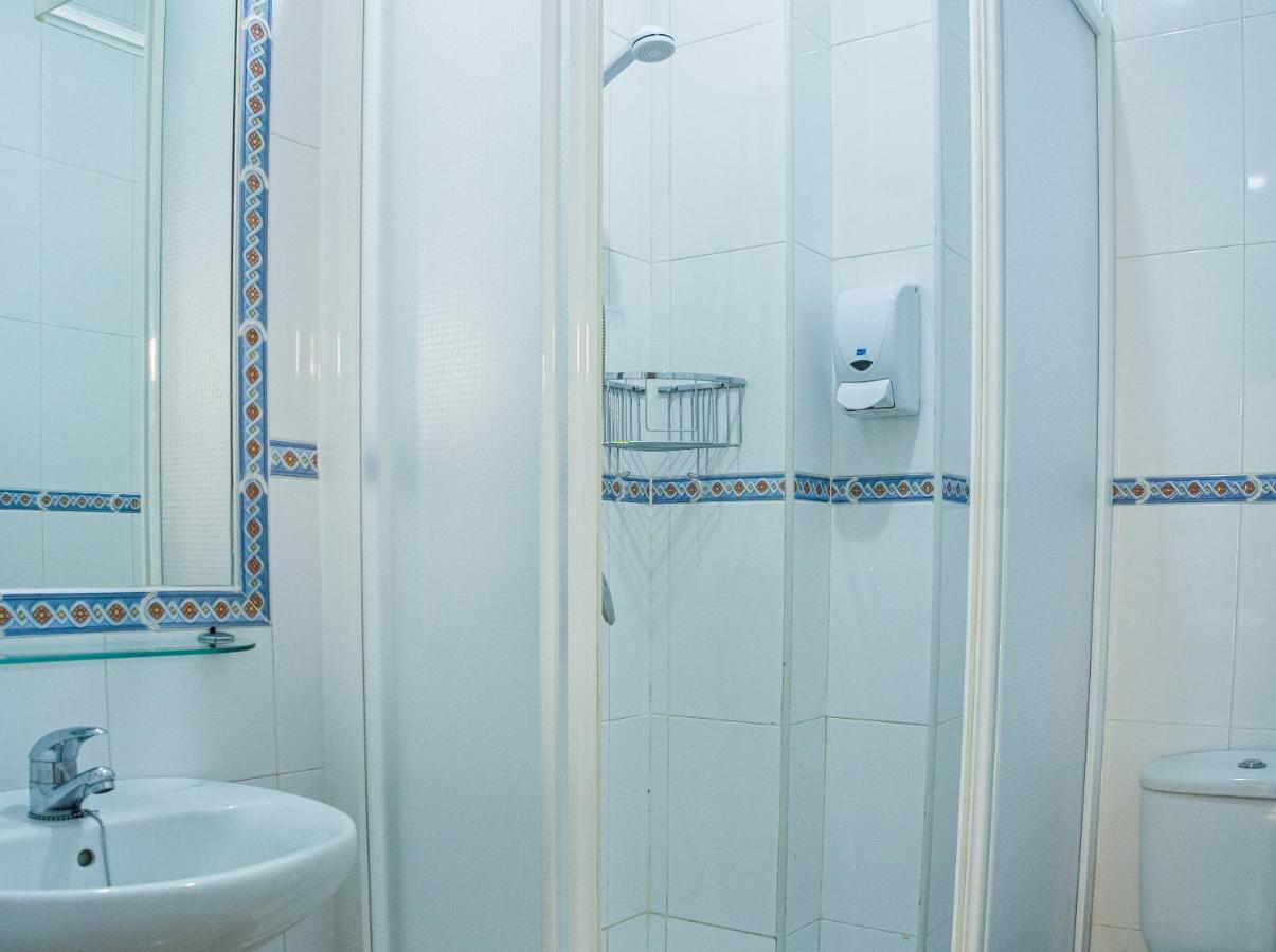 Hostal Patio Andaluz Punta Umbria Ngoại thất bức ảnh