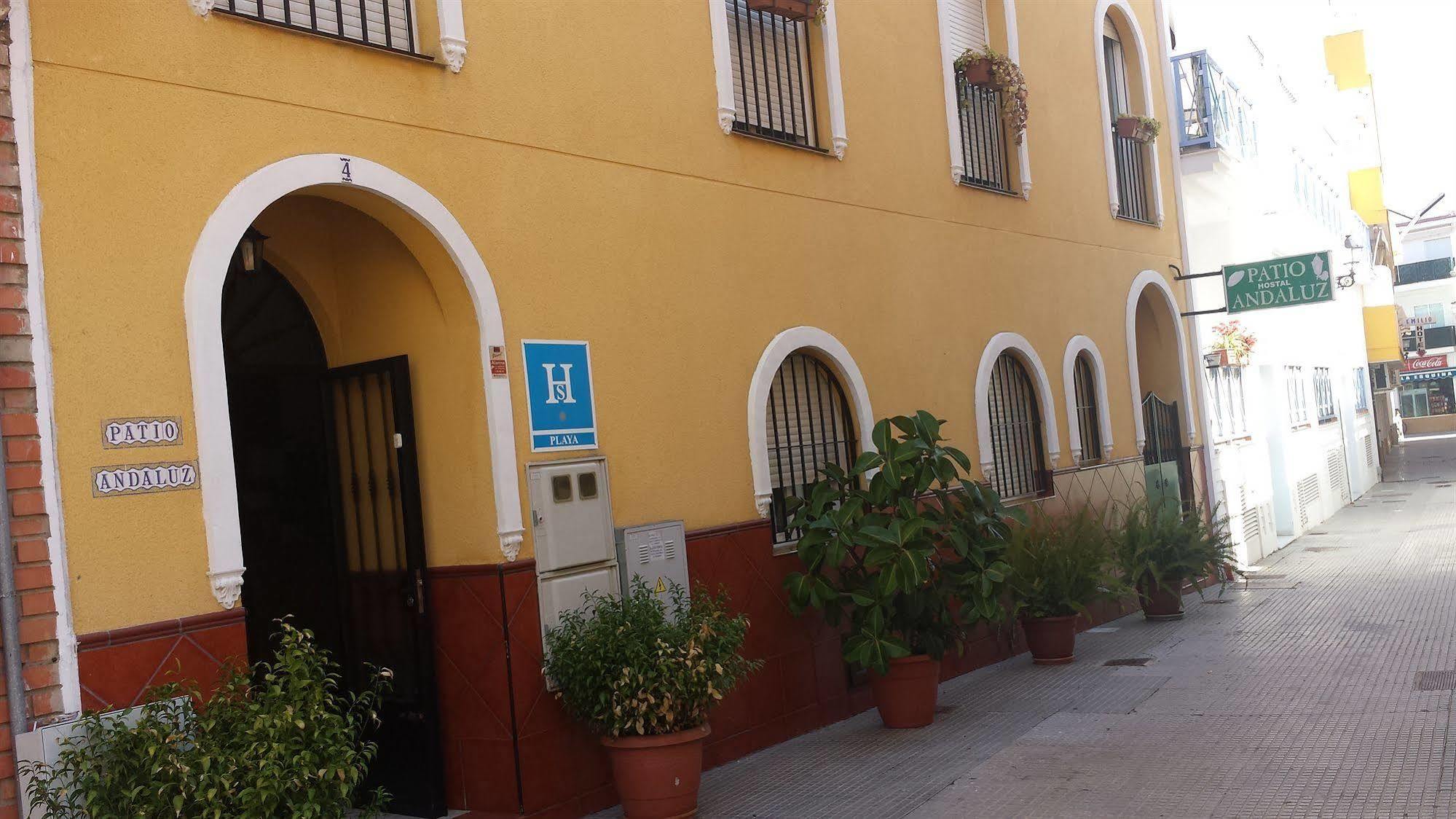Hostal Patio Andaluz Punta Umbria Ngoại thất bức ảnh