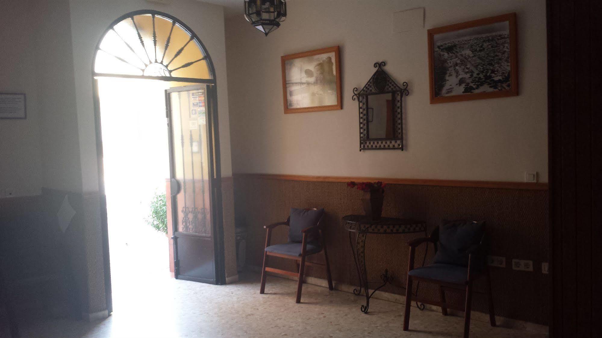Hostal Patio Andaluz Punta Umbria Ngoại thất bức ảnh