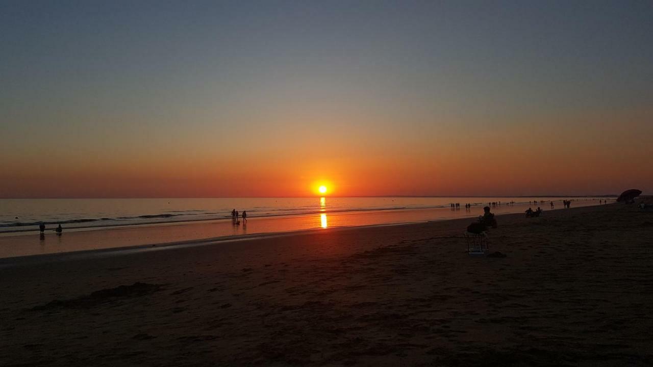 Hostal Patio Andaluz Punta Umbria Ngoại thất bức ảnh
